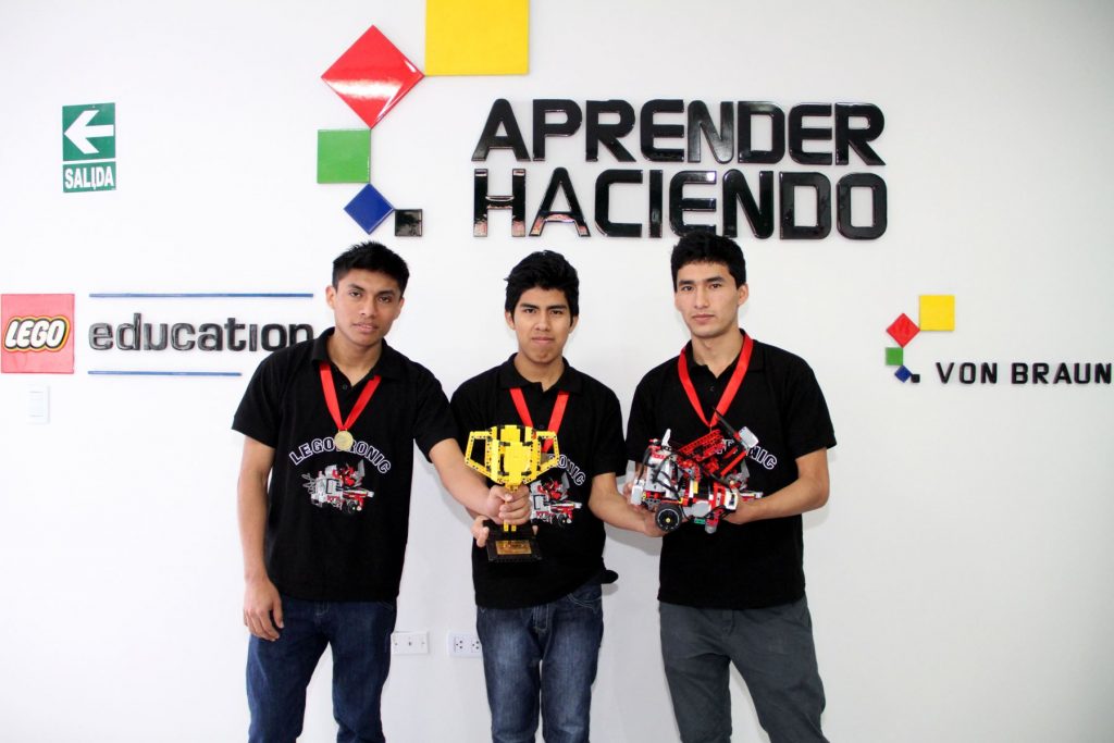 Él equipo de robótica listo para representarnos en la Olimpiada de Robótica en la India