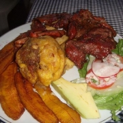 tacacho-con-cecina-597b87a83df78cbb7a250320