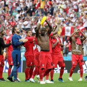 peru-derroto-2-0-a-australia-y-se-despidio-por-lo-alto-del-mundial-649305-e1530046983139